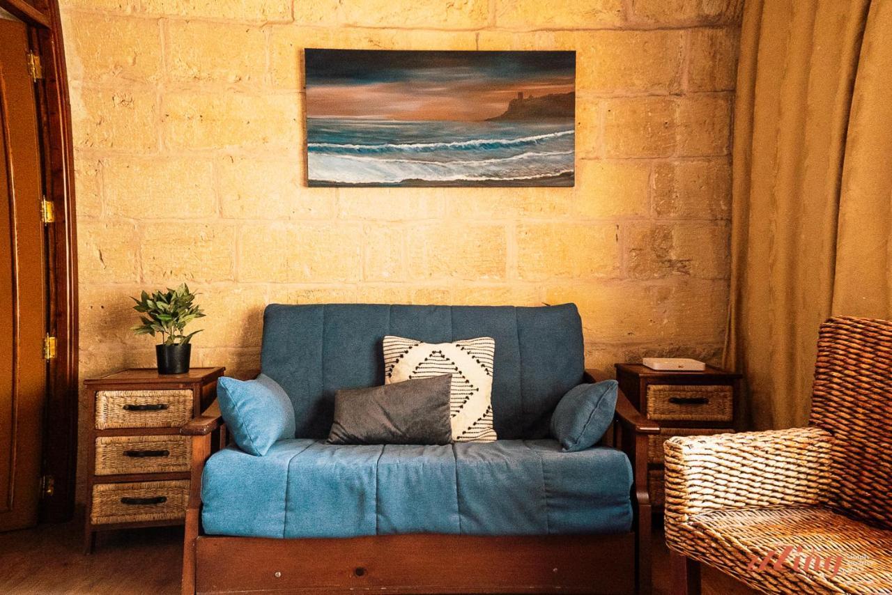 A Holiday Home Duplex In A Gozo Village Square Victoria Exteriör bild